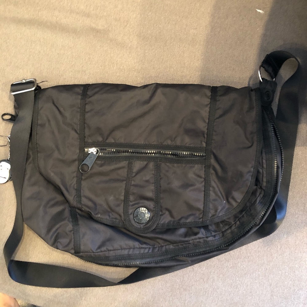 Kipling crossbody gorilla girlz bag